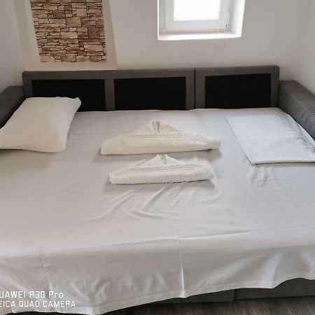 View Rooms 皮索·里瓦蒂 外观 照片